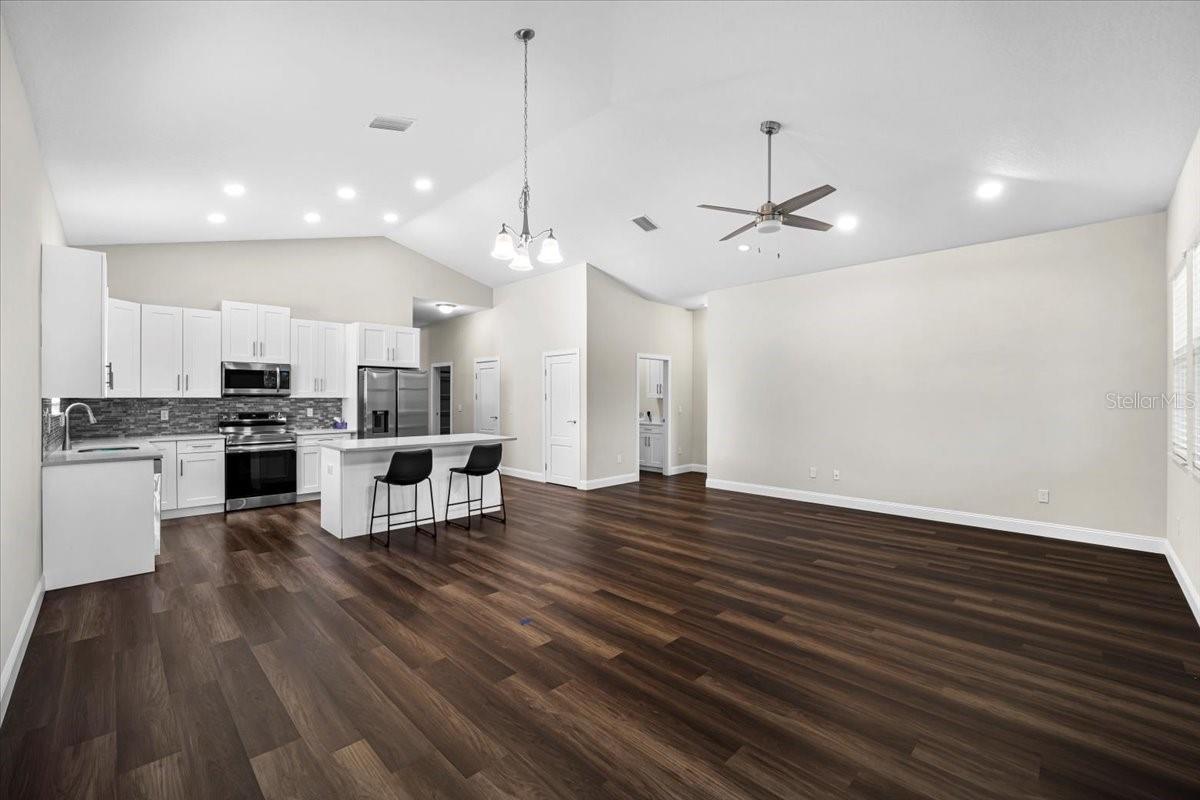 AMERICAN VILLAGE - Residential