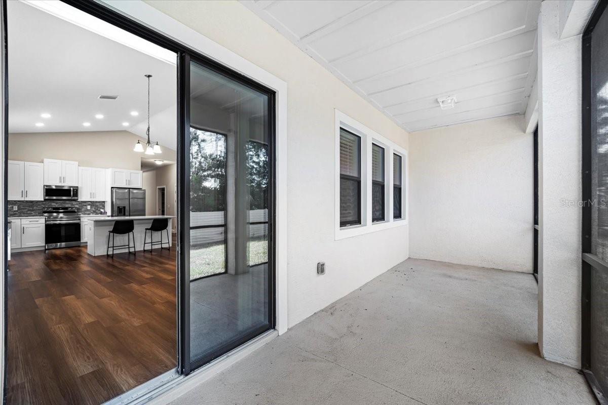 AMERICAN VILLAGE - Residential