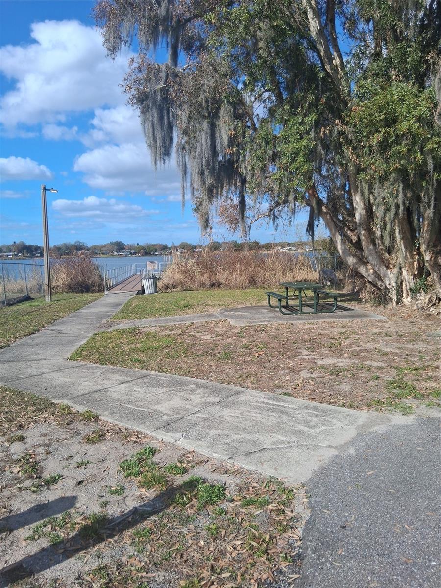 ECHO TERRACE REP - Land