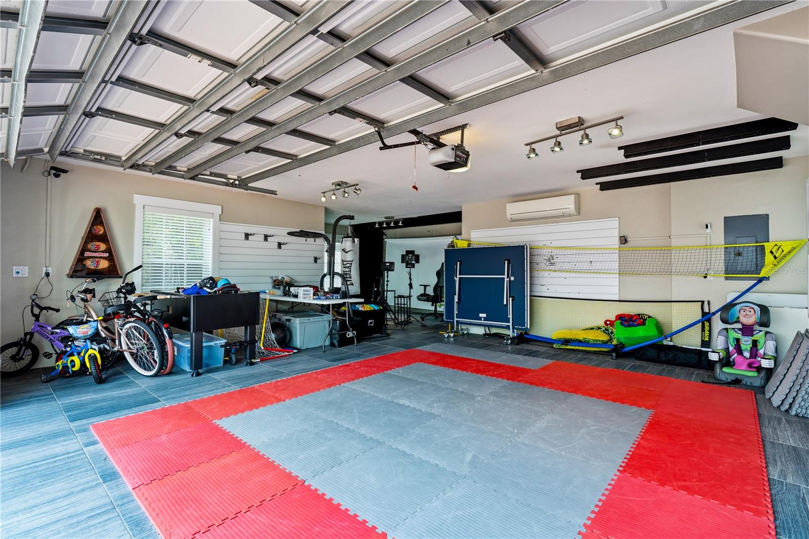 CELEBRATION VILLAGE UNIT 2 - Residential