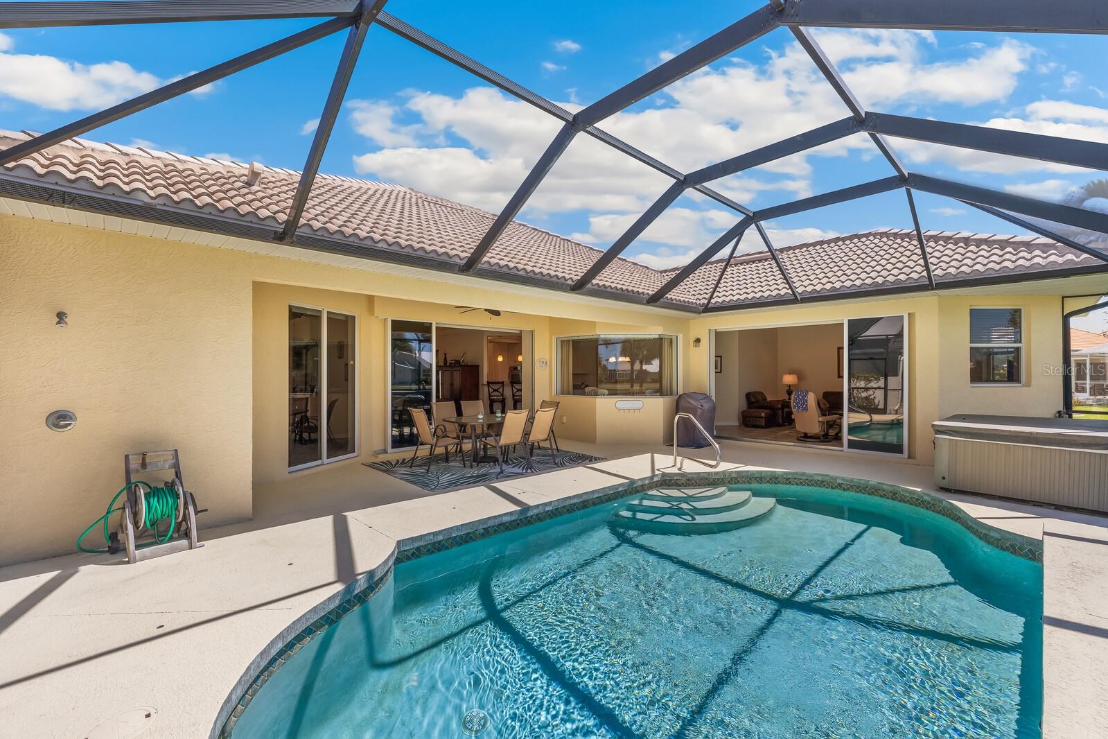 CAPE HAZE WINDWARD - Residential