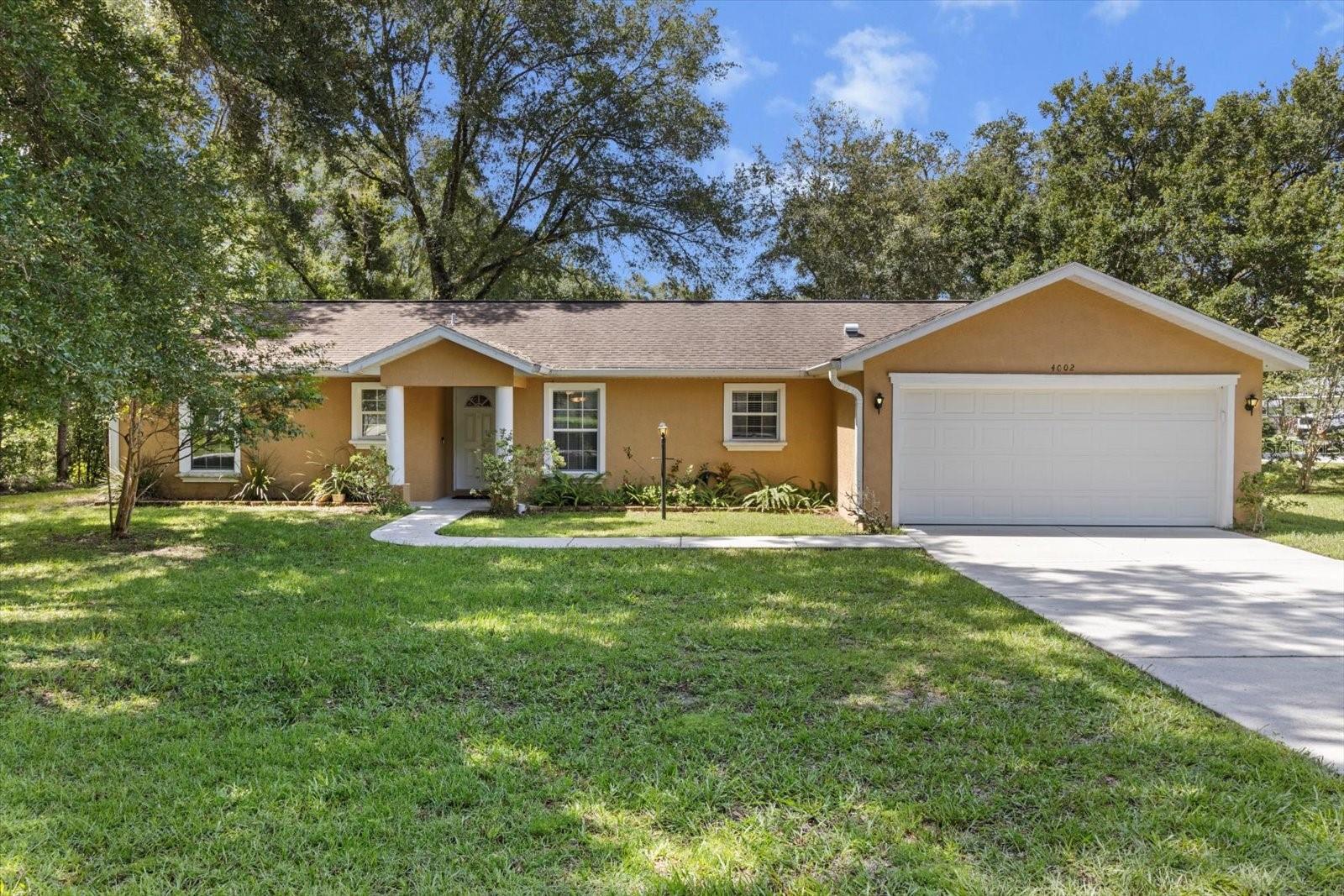 Beautiful 3-Bedroom Home on Corner Lot – Move-In Ready!
This charming 3-bedroom, 2-bathroom home features a desirable split floor plan, 2-car garage, and sits on a corner lot in a wonderfully
convenient location—close to shopping, parks, and the popular hiking/biking trail.
Brand new roof will be installed prior to closing, with a full price offer.
Freshly painted inside and featuring updated lighting throughout, this home is truly move-in ready. The kitchen offers wood cabinetry, a nearly new
stove, a newer dishwasher, and a new microwave hood, new refrigerator, while the washer and dryer are also included for added convenience.
Newer carpet in the bedrooms, linoleum flooring in secondary areas, and vinyl plank tile in the main living area offer a clean and updated look
throughout. Exterior highlights include gutters with downspouts and screen guards for easy maintenance.
This home is ready and waiting—call today to schedule your private showing or make your offer!
Home is 1,353 sqft under air, 1,777 total sqft.