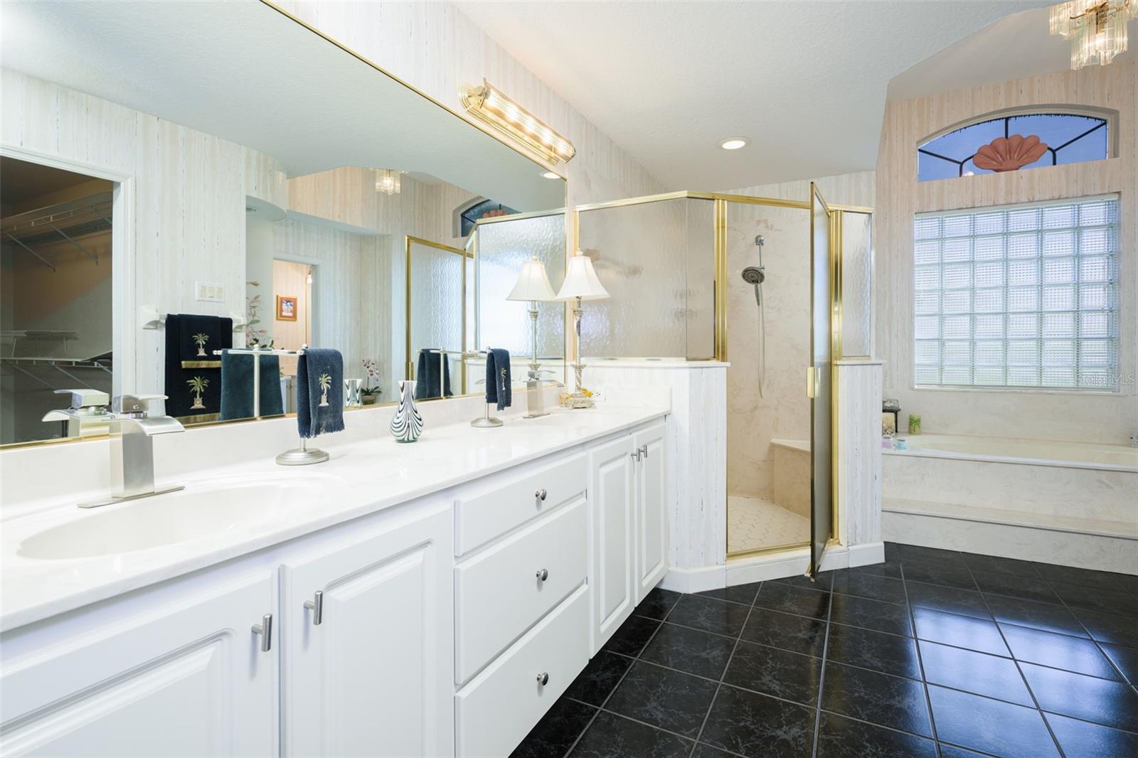 CYPRESS HEAD PH 01A - Residential