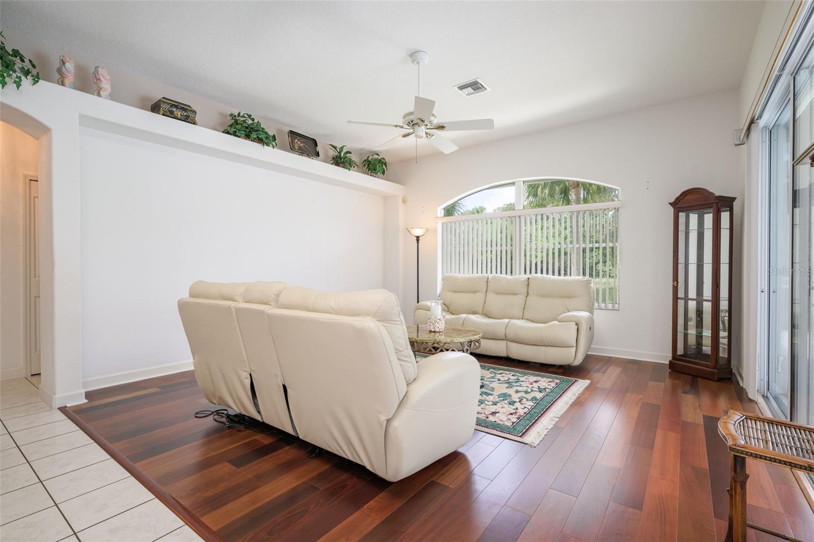 CYPRESS HEAD PH 01A - Residential