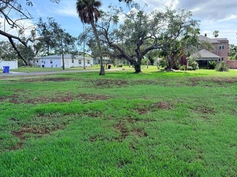 Photo of Arkansas Avenue NE, St Petersburg, FL 33703 (MLS # L4964920)