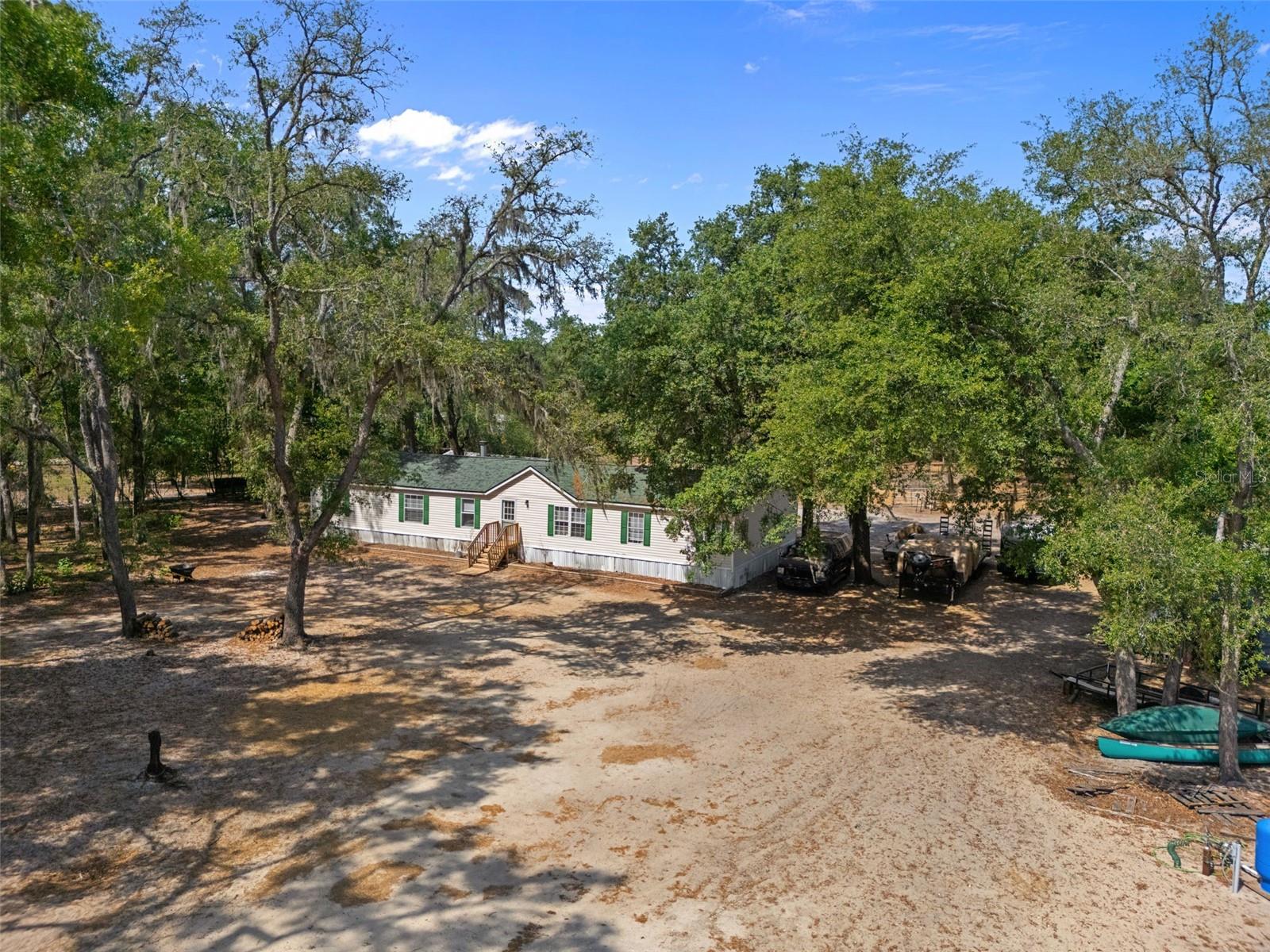 RIDGE MANOR - Residential