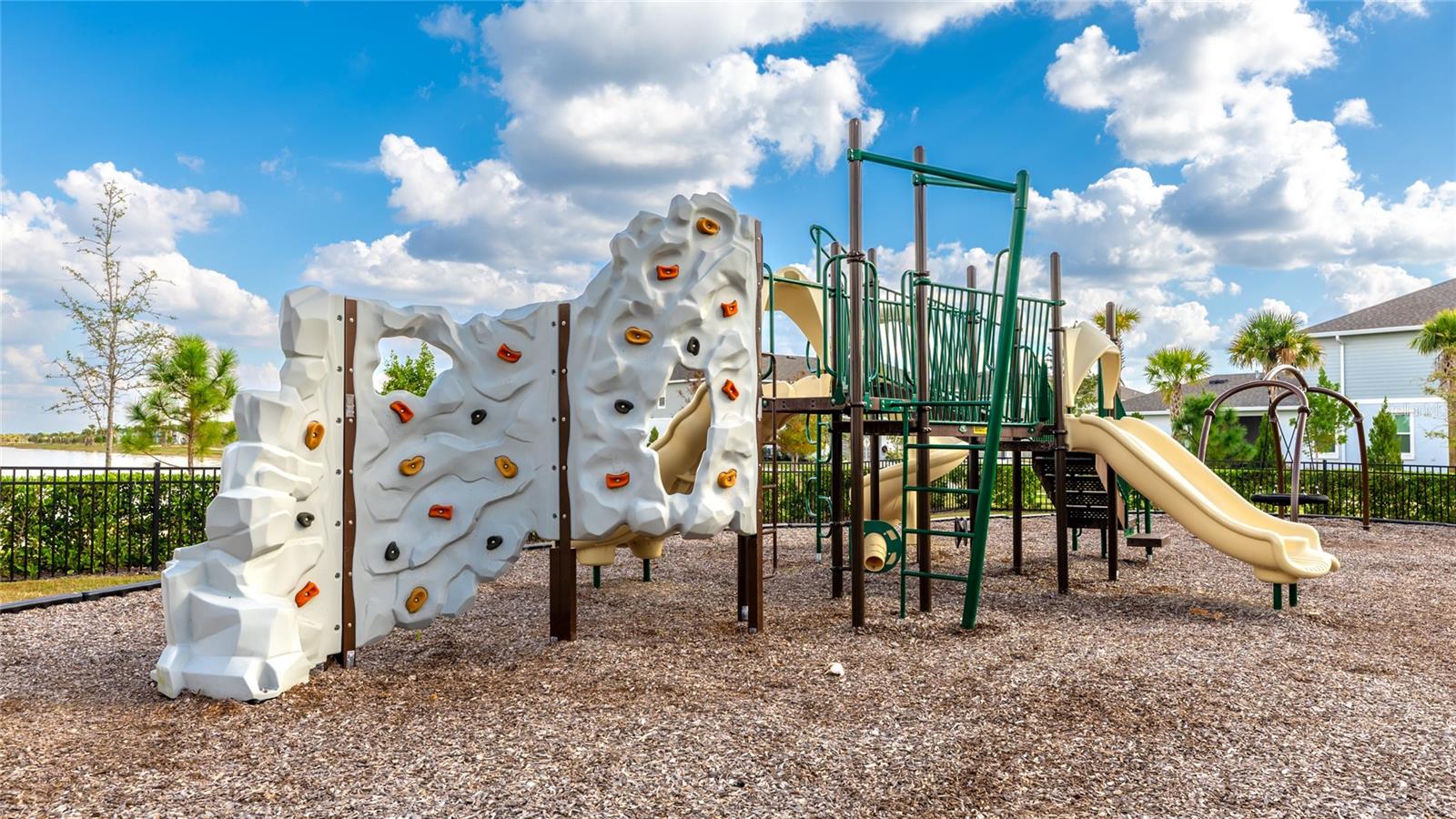 NAUTIQUE/WATERSIDE - Residential