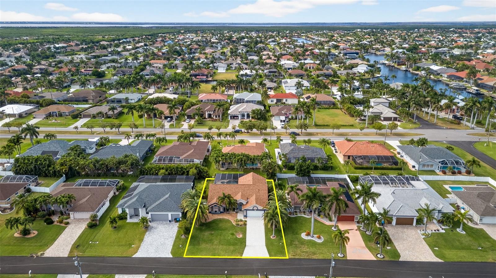 CAPE CORAL - Residential