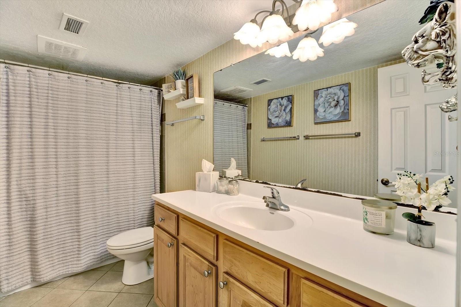 GOLFVIEW I CONDO - Residential Lease