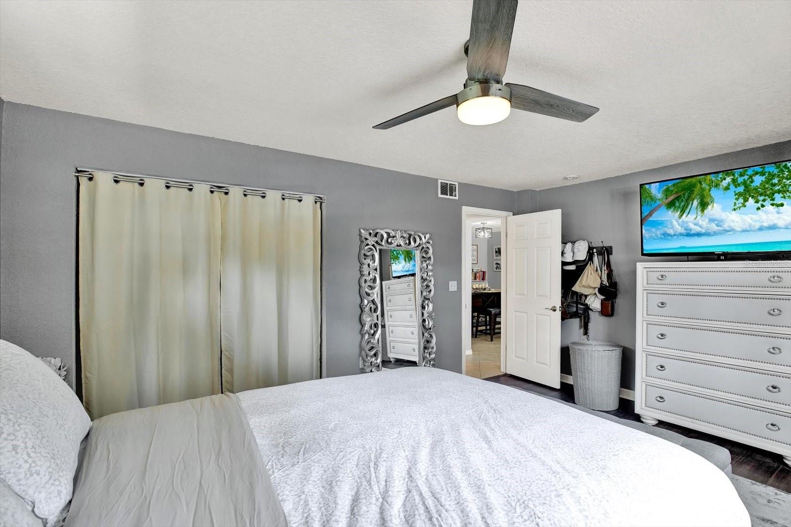 GOLFVIEW I CONDO - Residential Lease