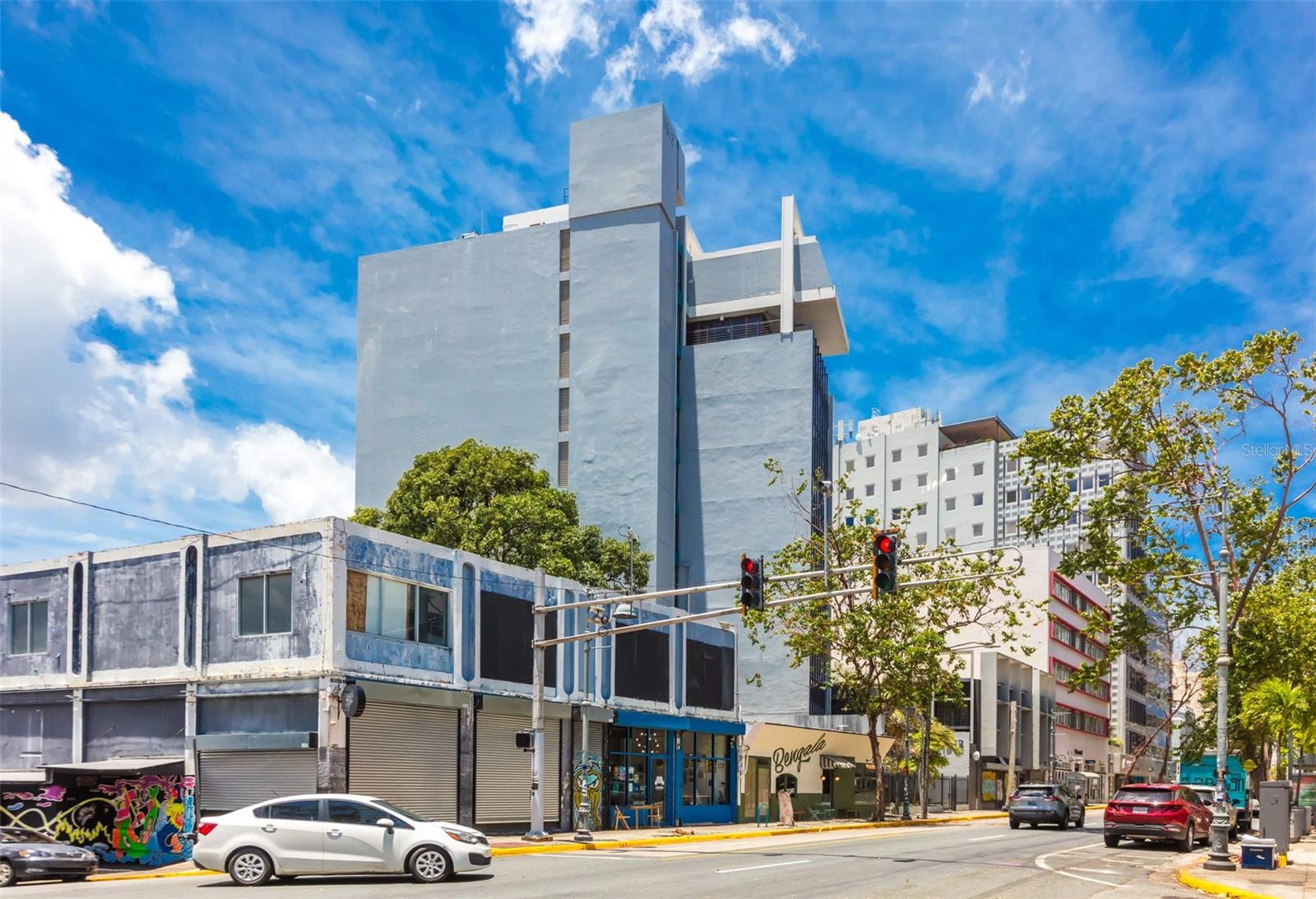 1612 PONCE DE LEON AVENUE