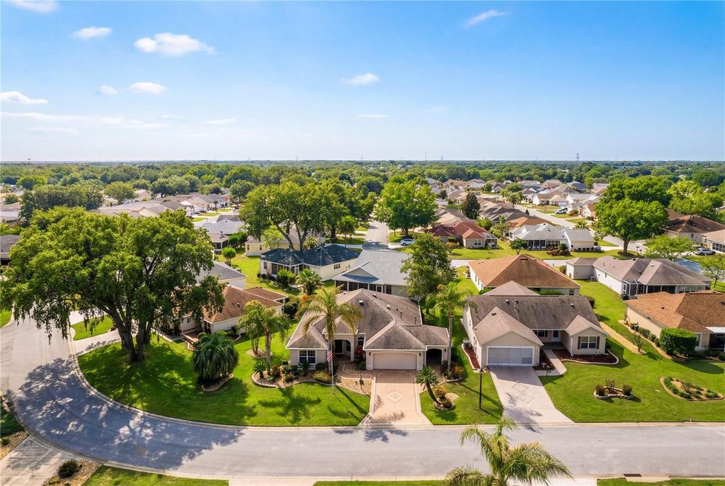 Photo of 16905 SE 93rd Cuthbert Circle N, The Villages, FL 32162 (MLS # NS1087246)