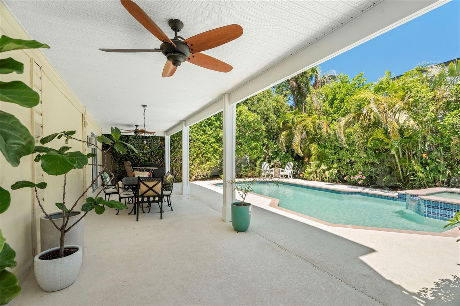 KIPPS COLONY ESTATES AT PASADENA YACHT/COUNTRY CL - Residential