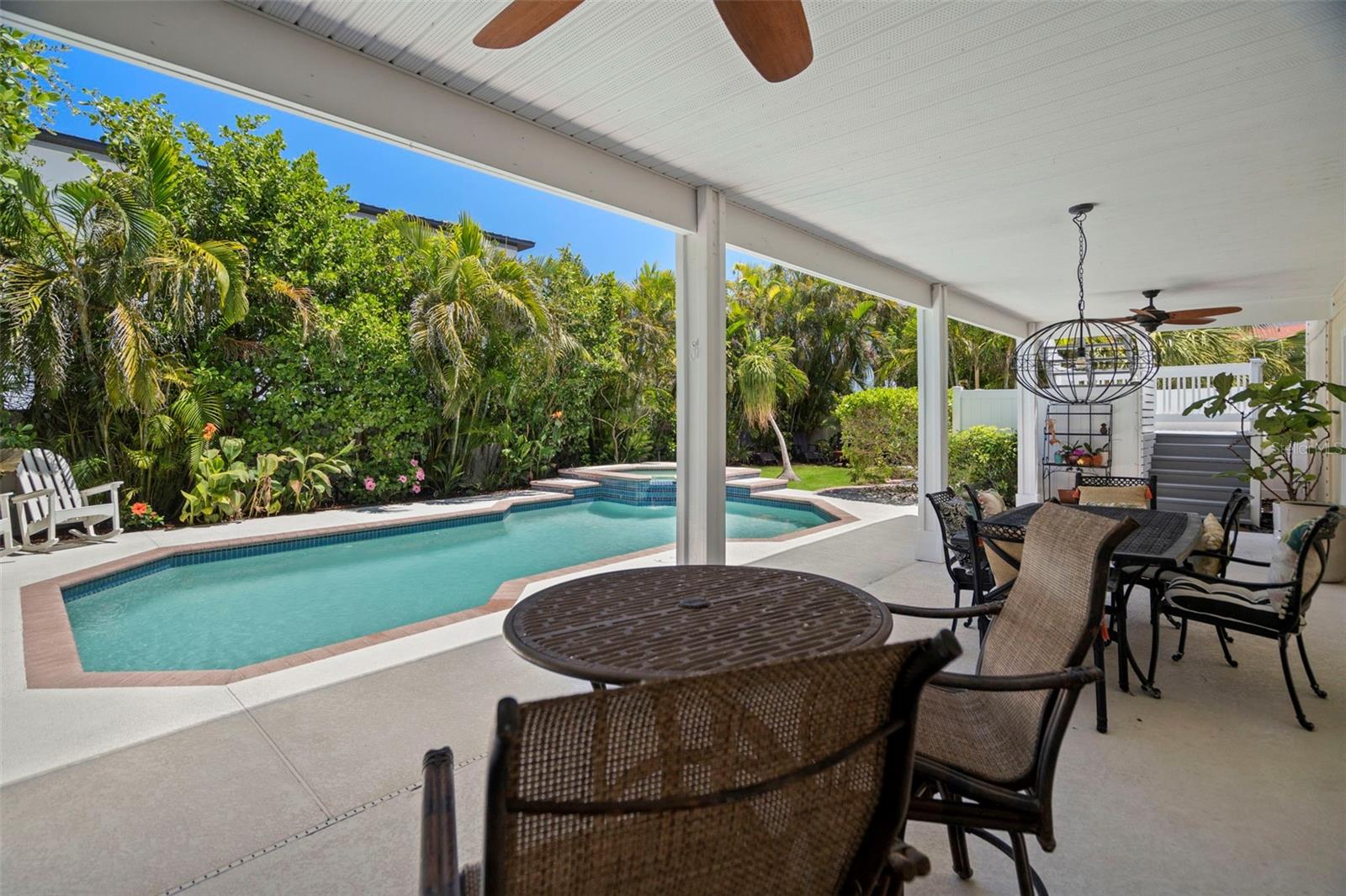 KIPPS COLONY ESTATES AT PASADENA YACHT/COUNTRY CL - Residential
