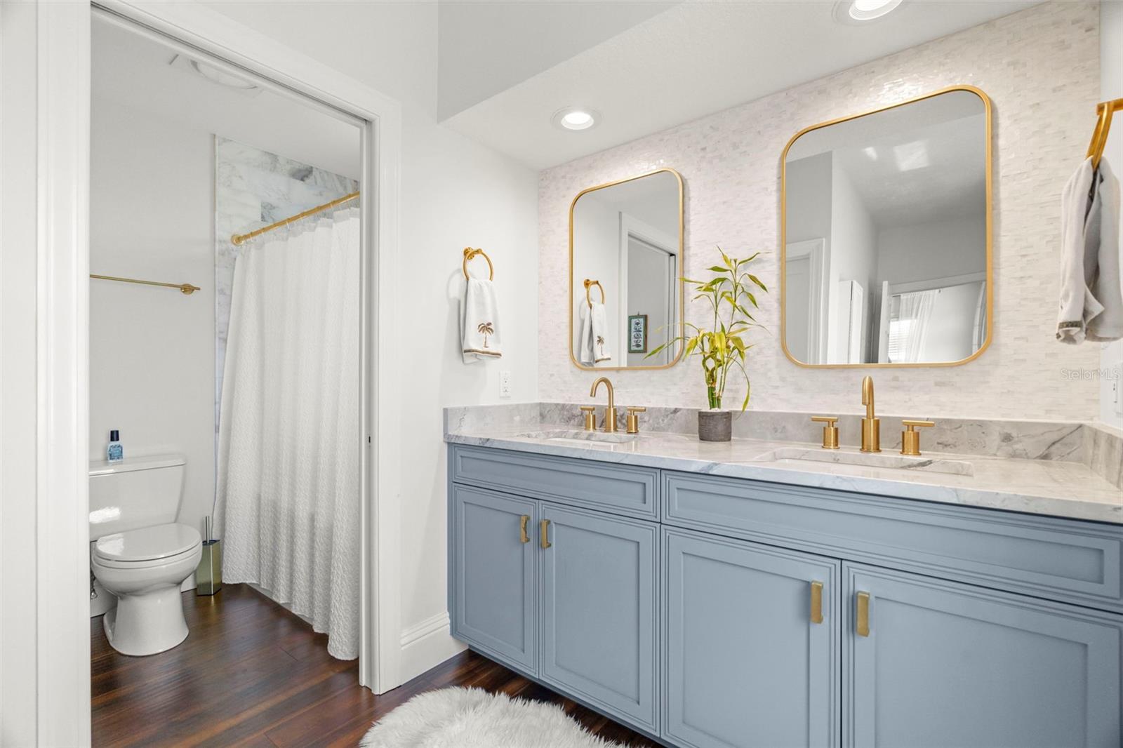 KIPPS COLONY ESTATES AT PASADENA YACHT/COUNTRY CL - Residential