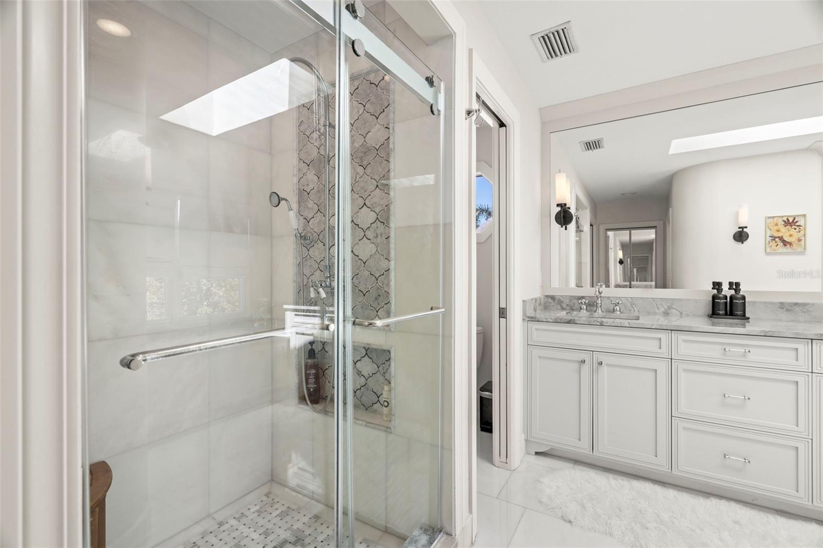 KIPPS COLONY ESTATES AT PASADENA YACHT/COUNTRY CL - Residential