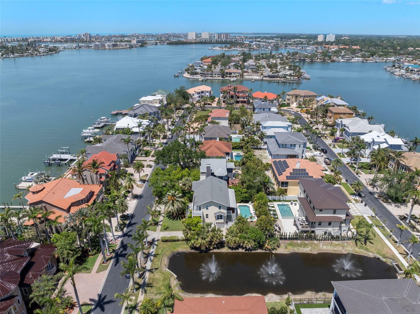 KIPPS COLONY ESTATES AT PASADENA YACHT/COUNTRY CL - Residential