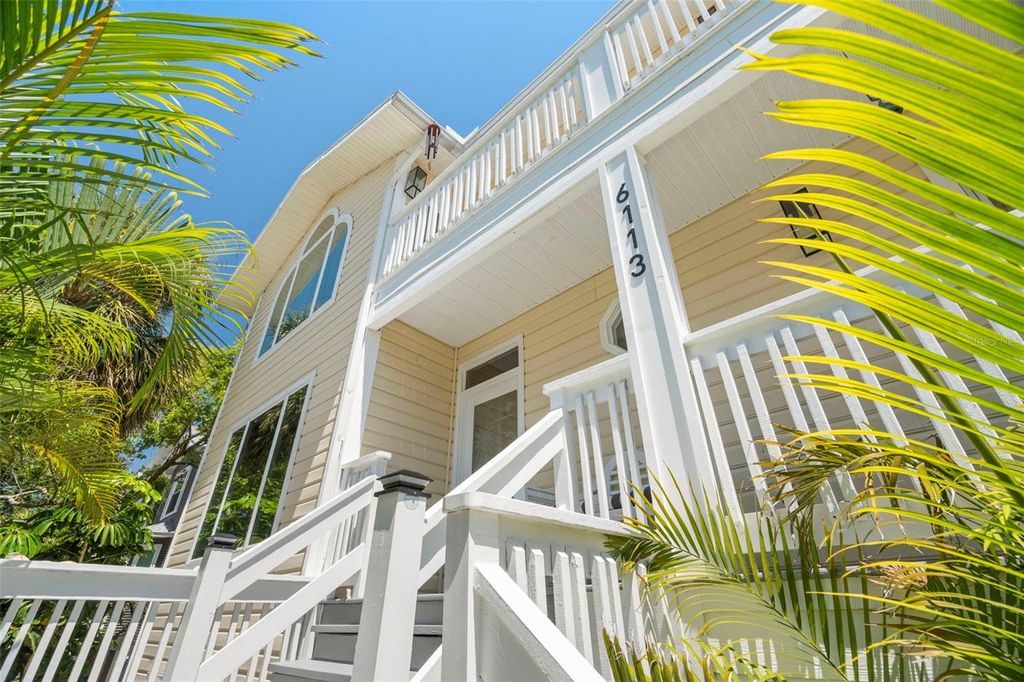 Photo of 6113 Kipps Colony Drive W, Gulfport, FL 33707 (MLS # TB8373971)