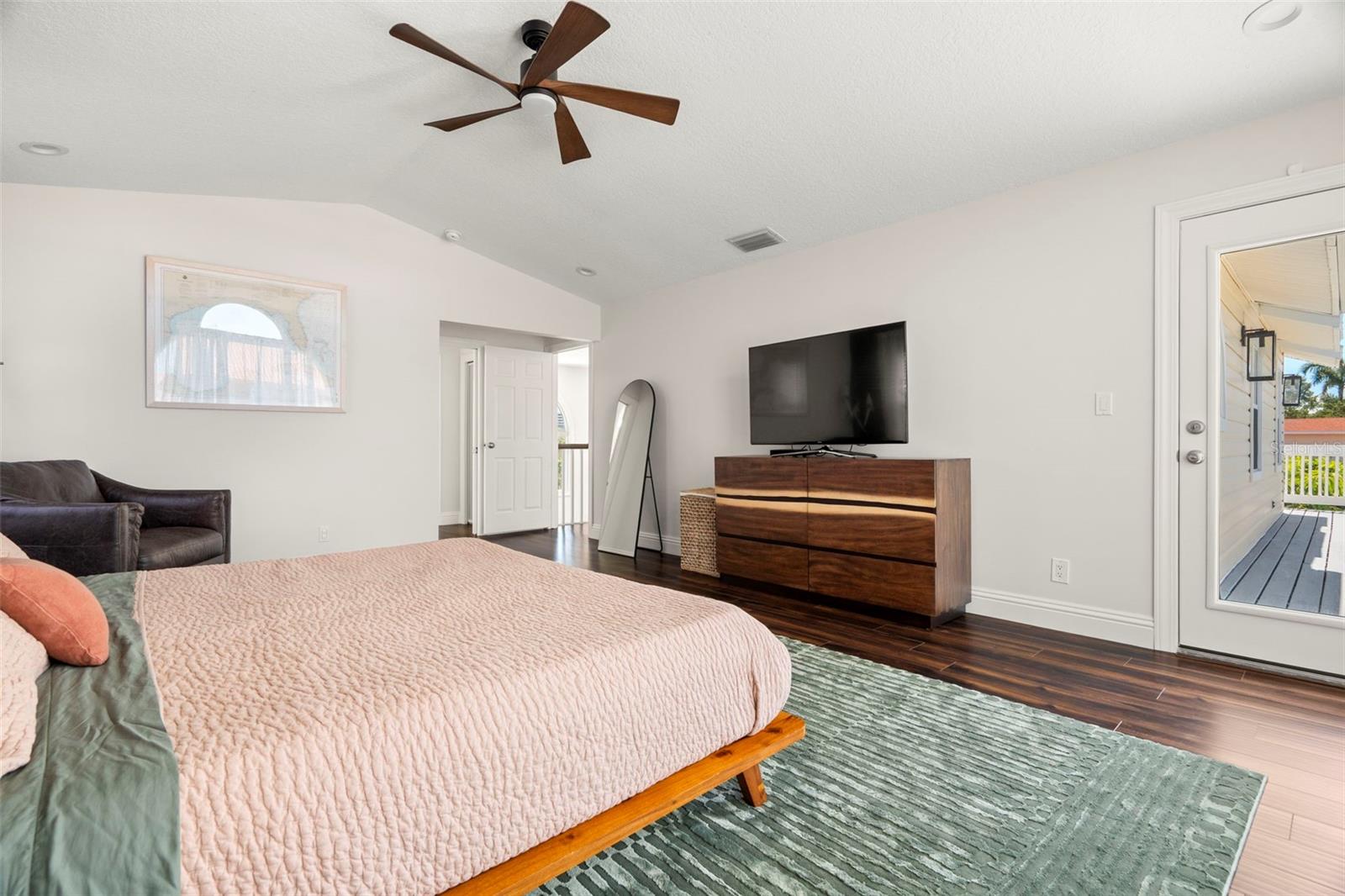 KIPPS COLONY ESTATES AT PASADENA YACHT/COUNTRY CL - Residential
