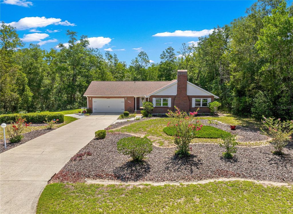 Photo of 9701 SW 200th Court, Dunnellon, FL 34431 (MLS # OM729286)