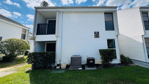 631 HAVEN PLACE TARPON SPRINGS FL 34689