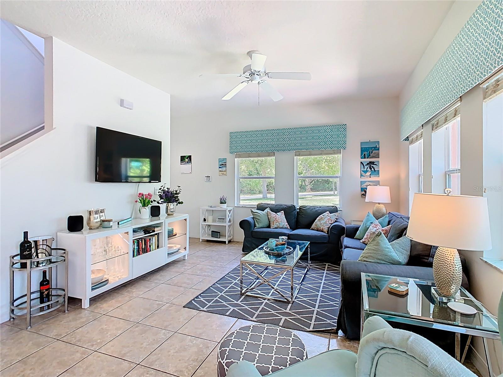 3043 YELLOW LANTANA LN