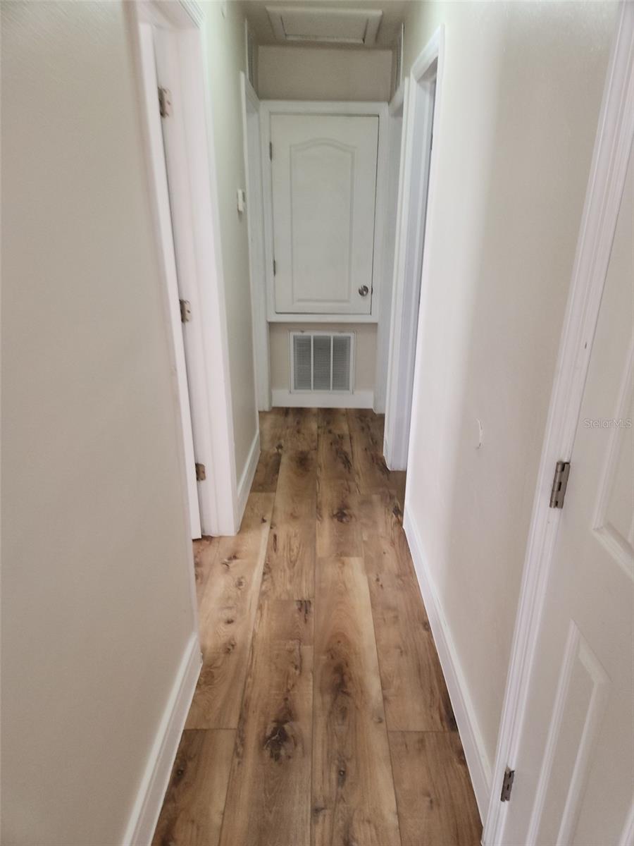 TANGELO PARK SEC 04 - Residential Lease