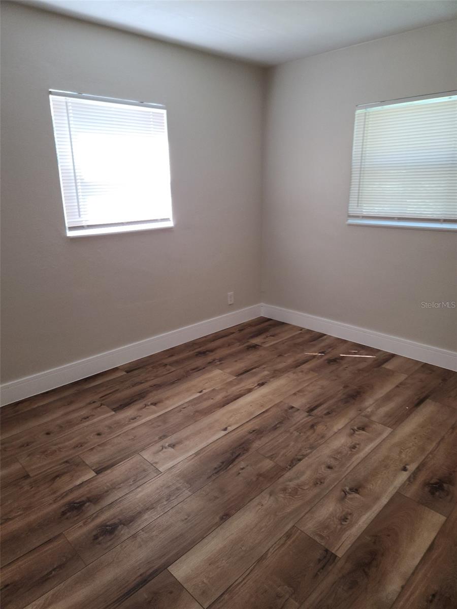 TANGELO PARK SEC 04 - Residential Lease