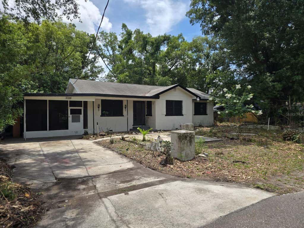 Photo of 3328 Avenue T NW, Winter Haven, FL 33881 (MLS # S5153207)