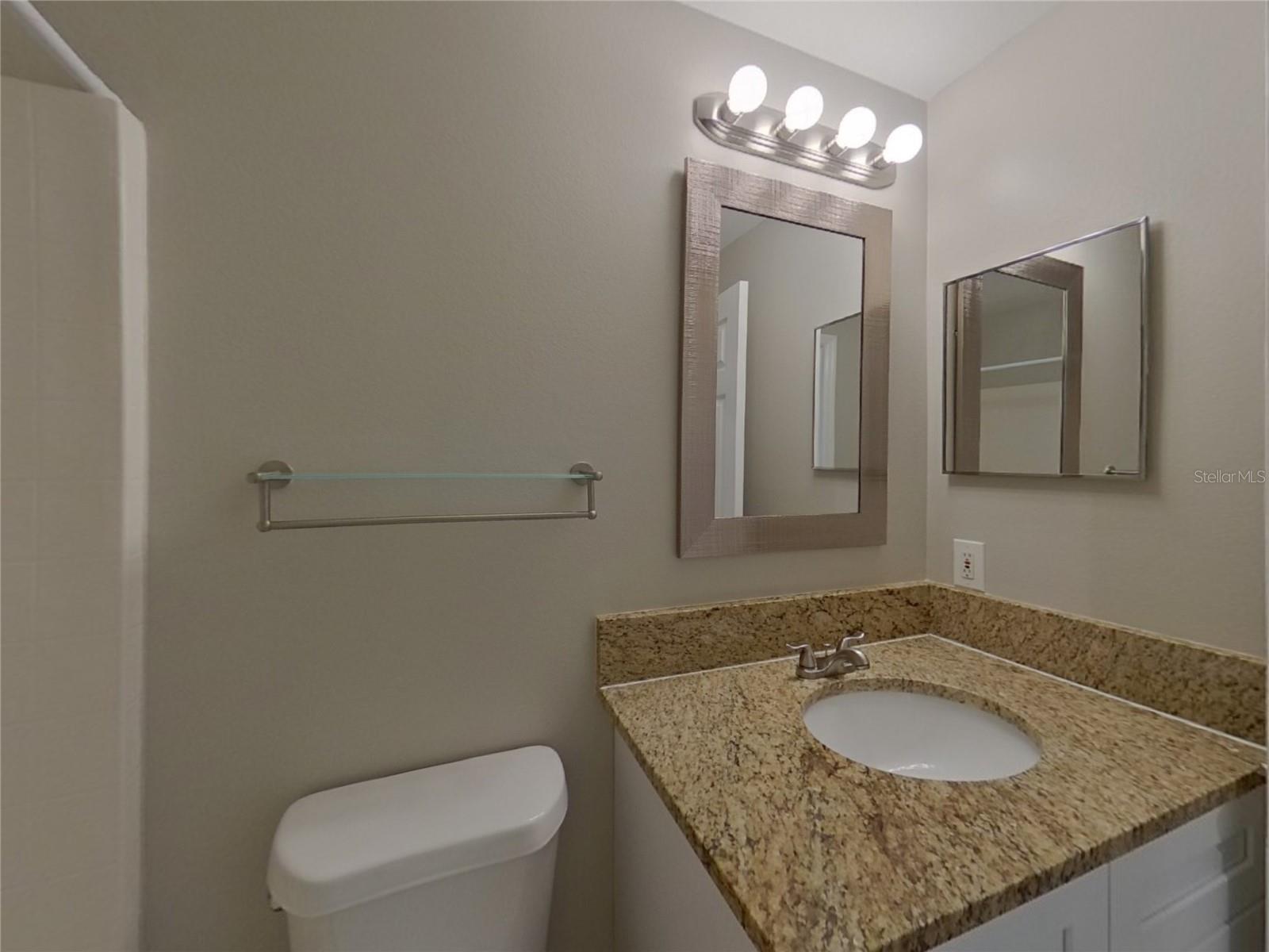 LAKE DOE COVE PH 02 48 59 - Residential Lease