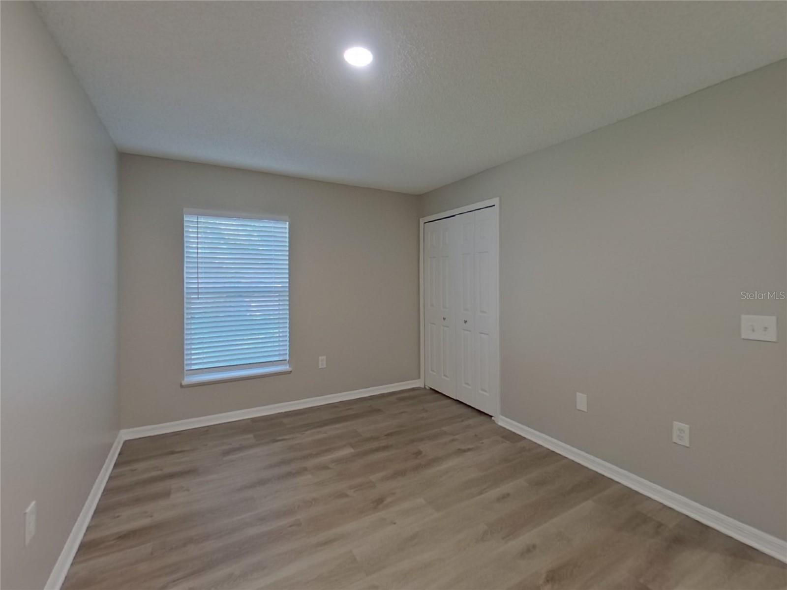 LAKE DOE COVE PH 02 48 59 - Residential Lease