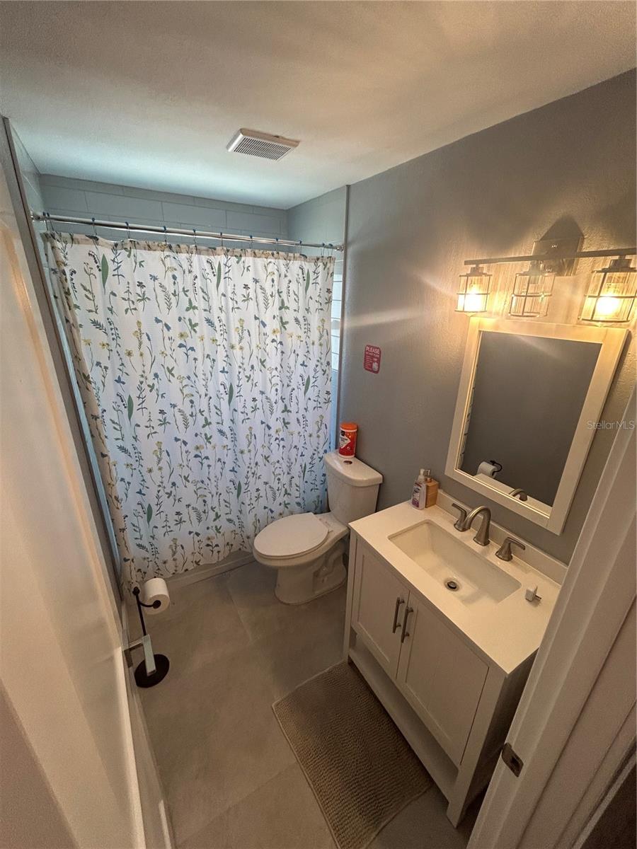 GULFPORT SUB - Residential Lease