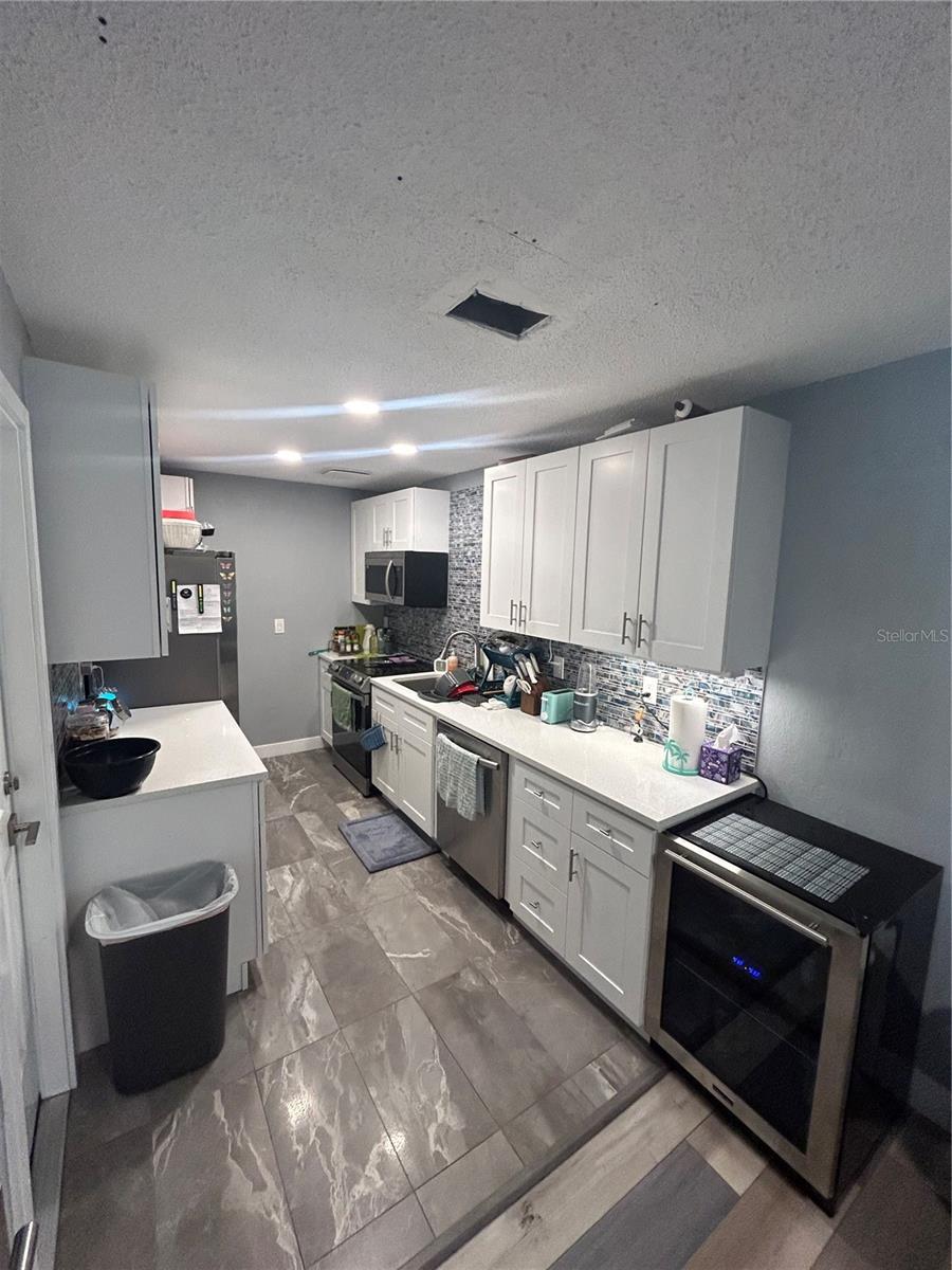 GULFPORT SUB - Residential Lease