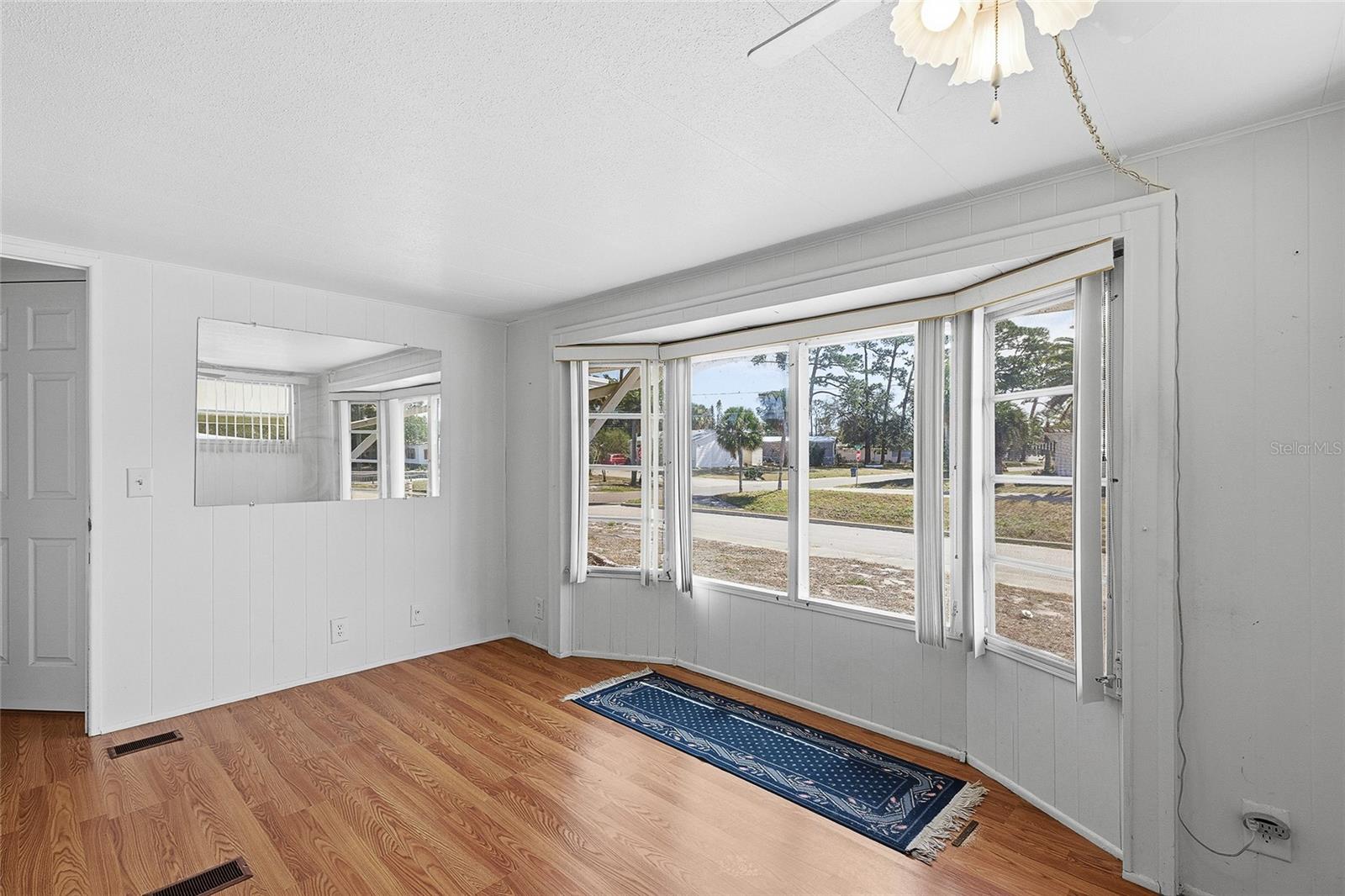 ALLANDALE - Residential