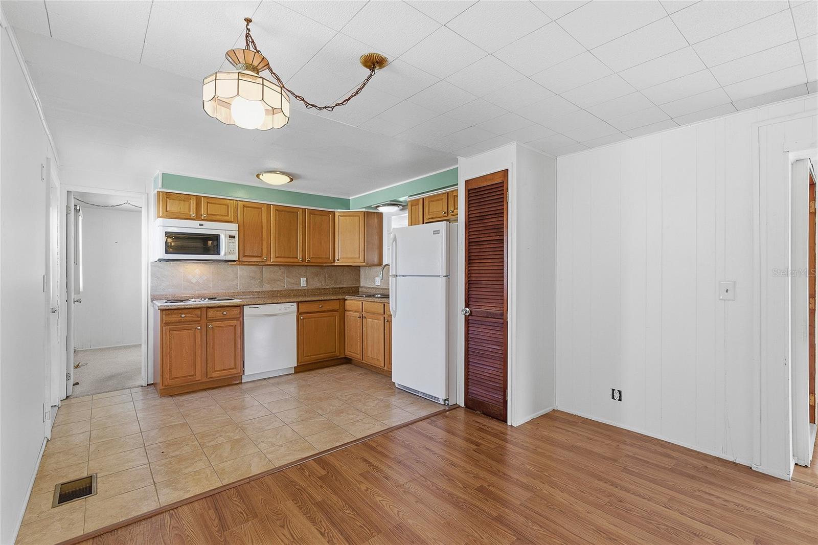 ALLANDALE - Residential