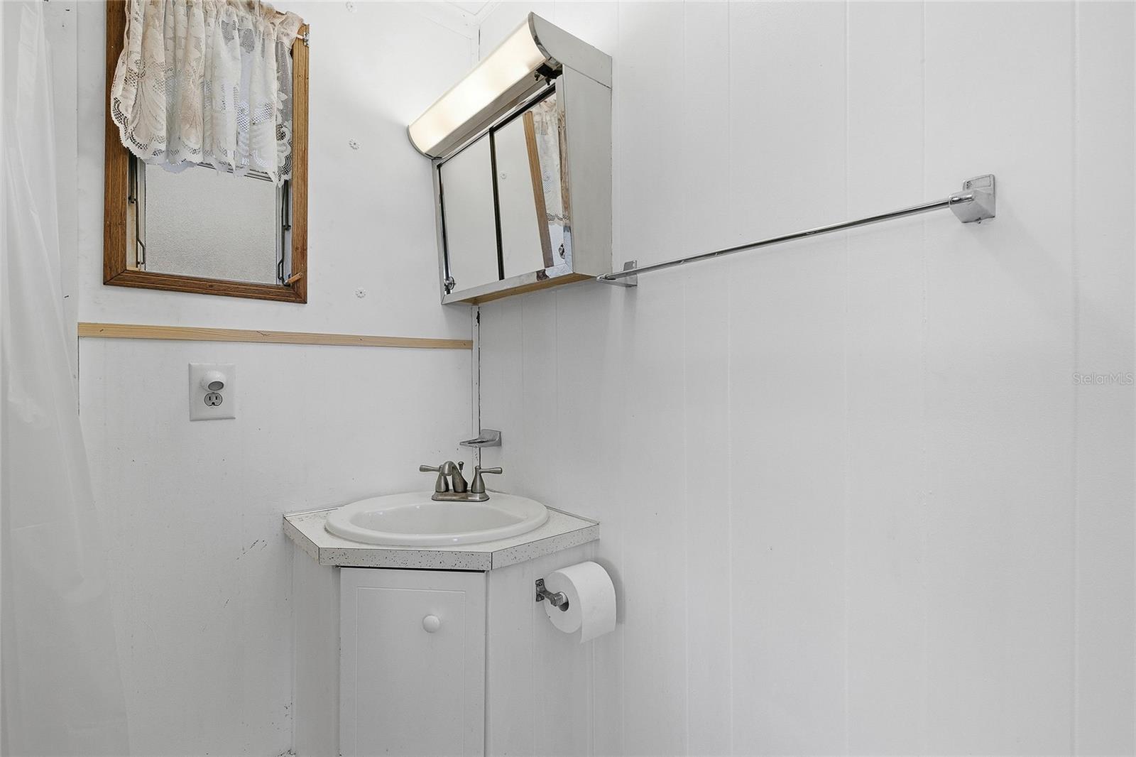 ALLANDALE - Residential