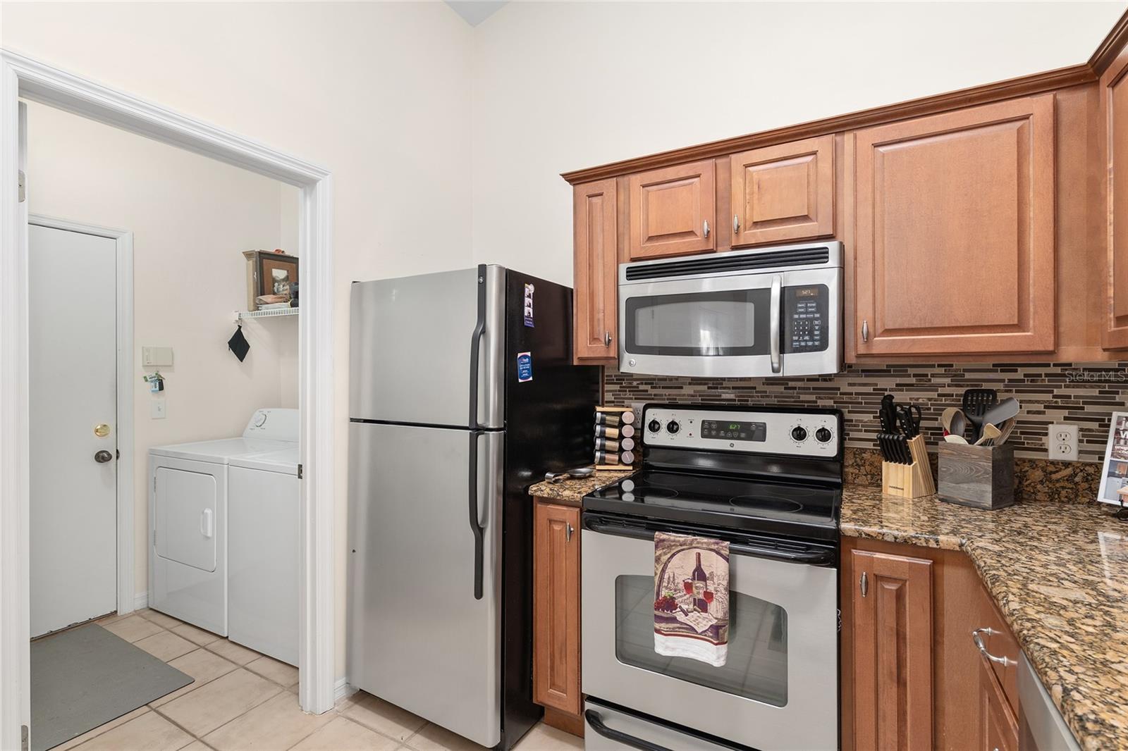 THE GABLES CONDO AT GAINE - Residential