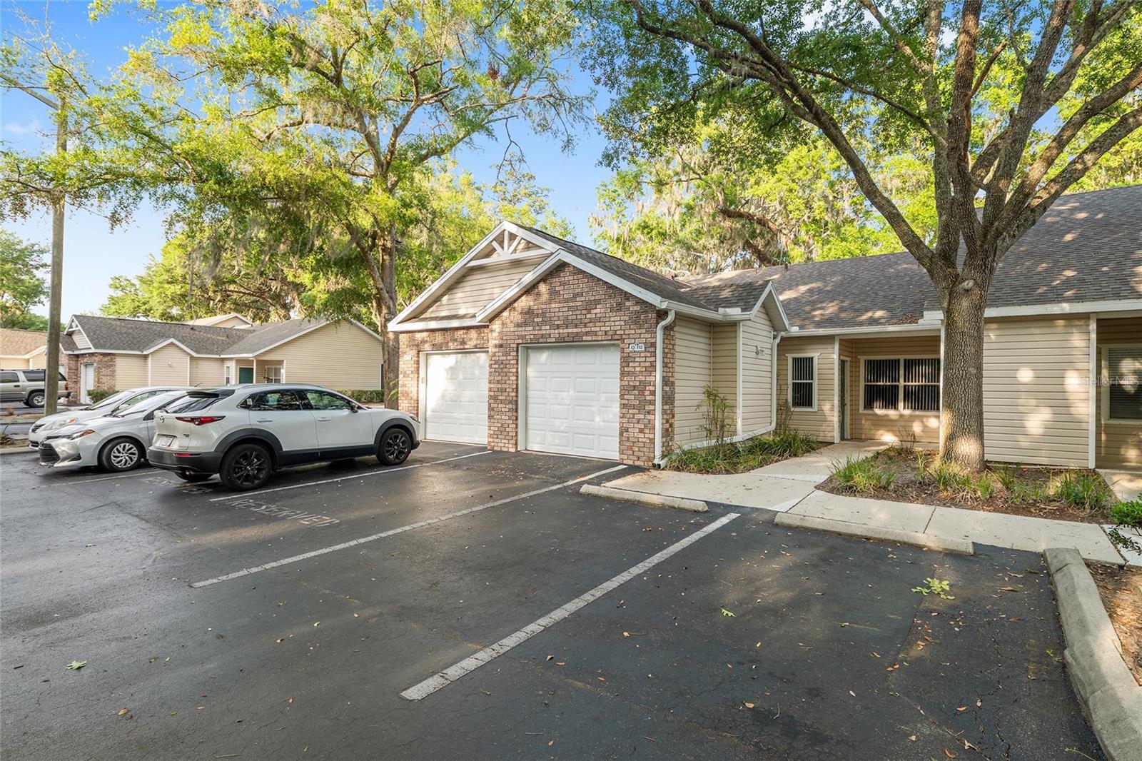 THE GABLES CONDO AT GAINE - Residential