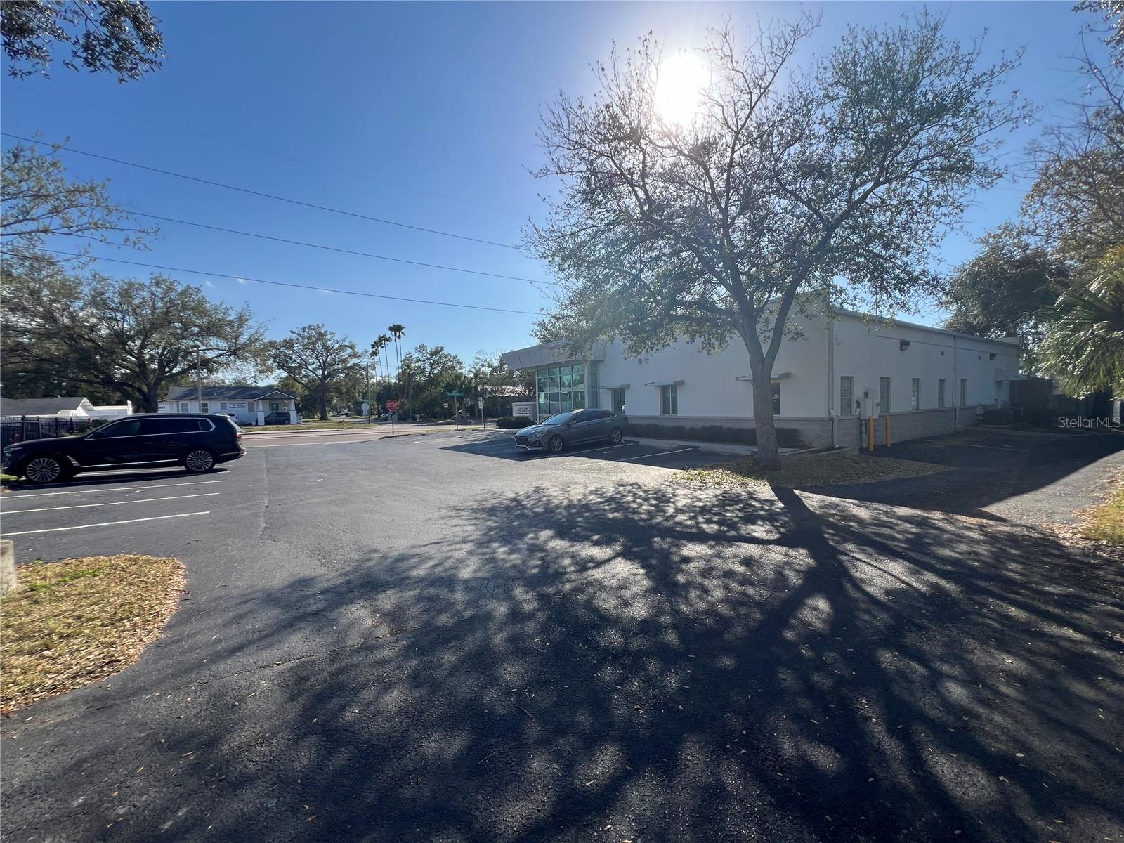 MEADOWBROOK - Commercial Lease
