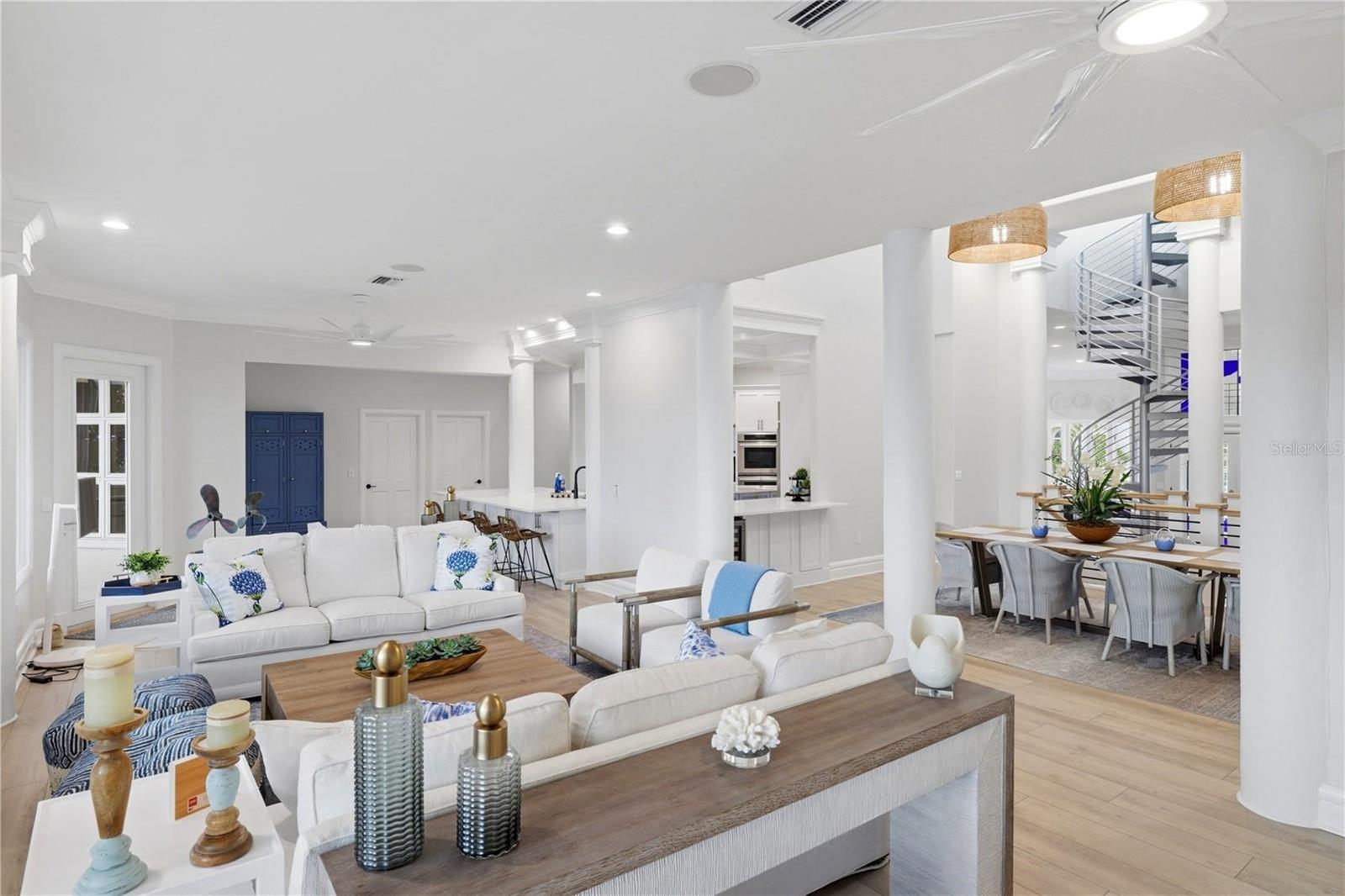 ELLIOT M PROP SIESTA KEY - Residential