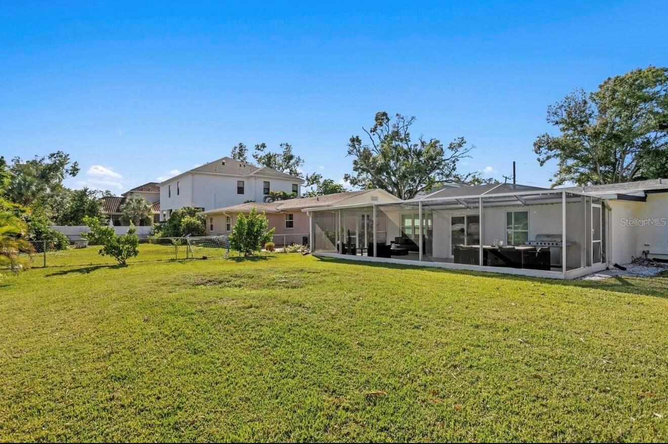 WEST SHORE CREST - Residential