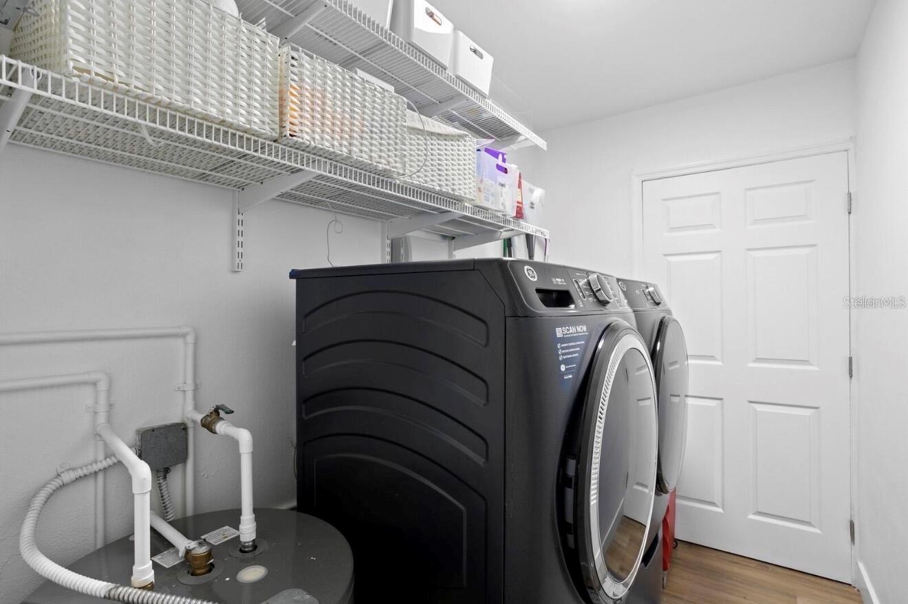 WEST SHORE CREST - Residential