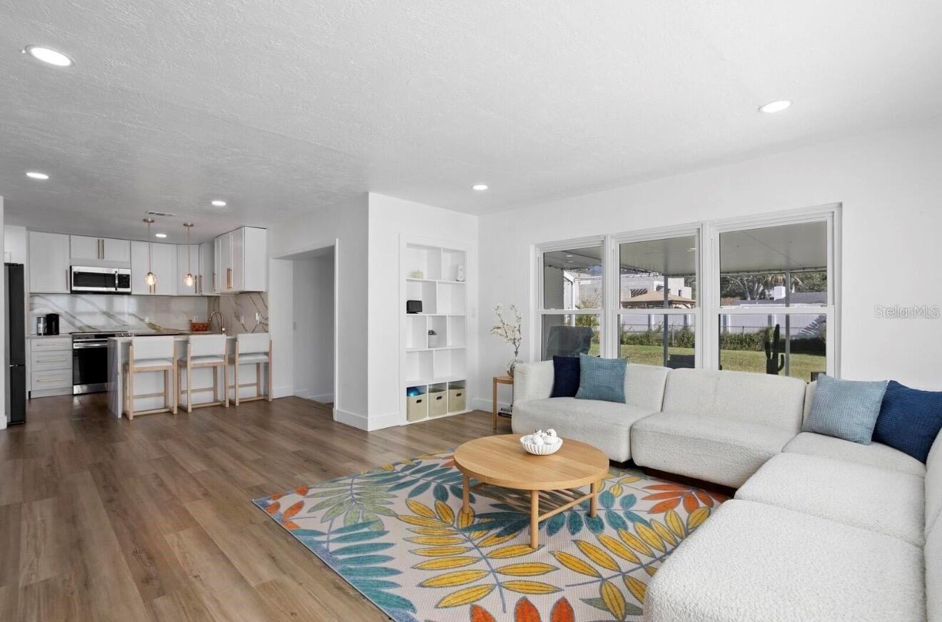 WEST SHORE CREST - Residential