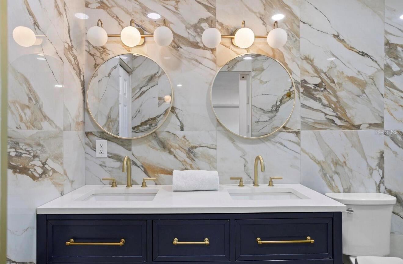 WEST SHORE CREST - Residential