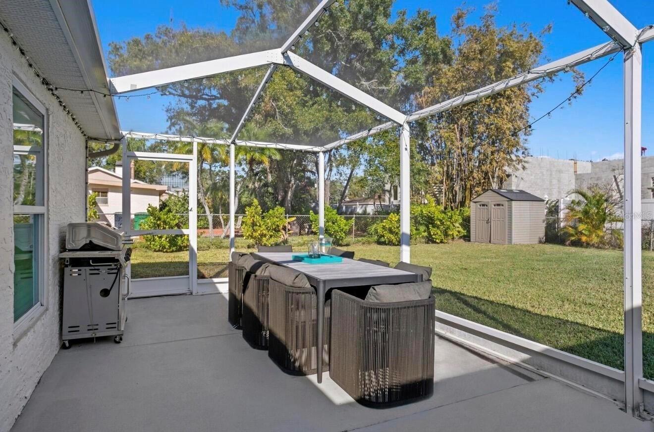 WEST SHORE CREST - Residential