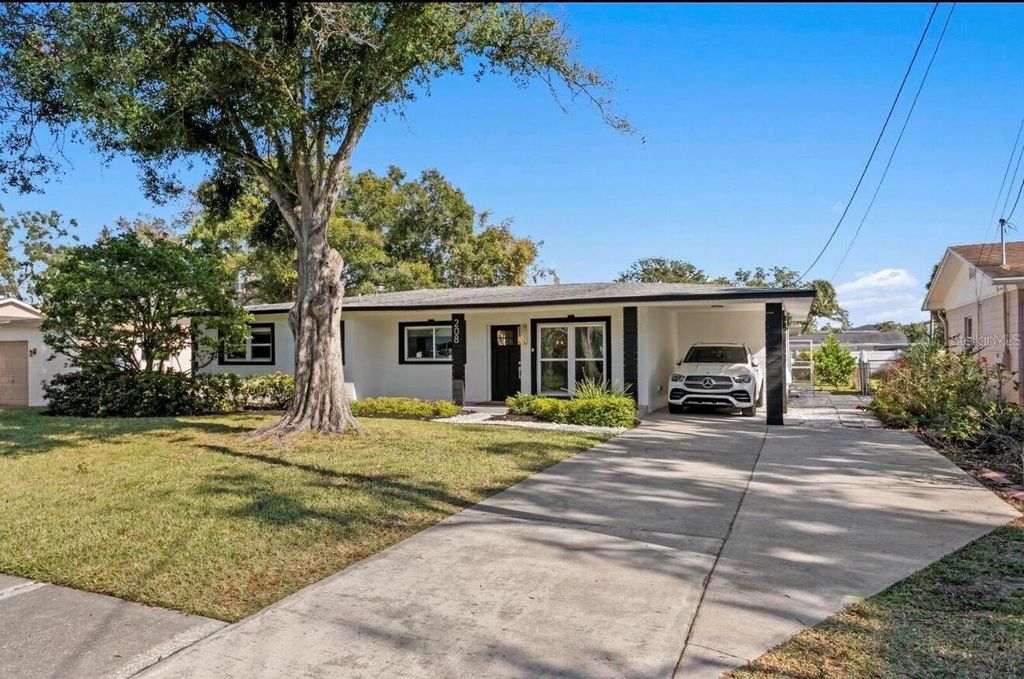 Photo of 208 S Ward Street, Tampa, FL 33609 (MLS # O6395255)