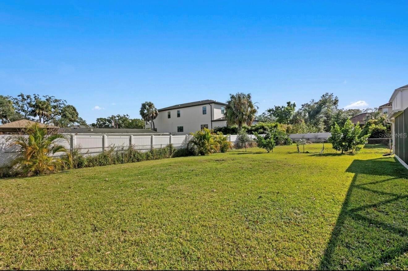 WEST SHORE CREST - Residential