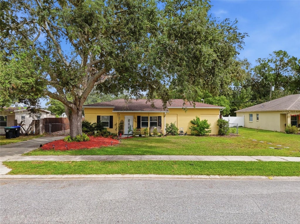Photo of 1601 Gattis Drive, Orlando, FL 32825 (MLS # O6452563)