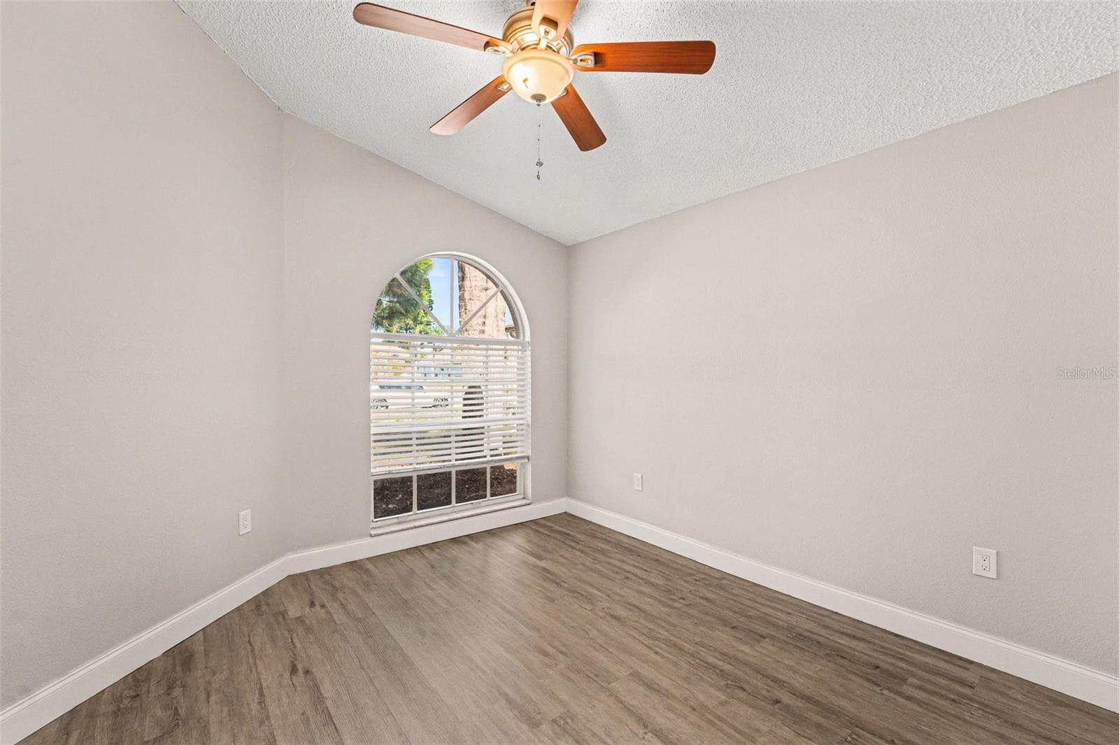 JASMINE TRAILS PH 03 - Residential