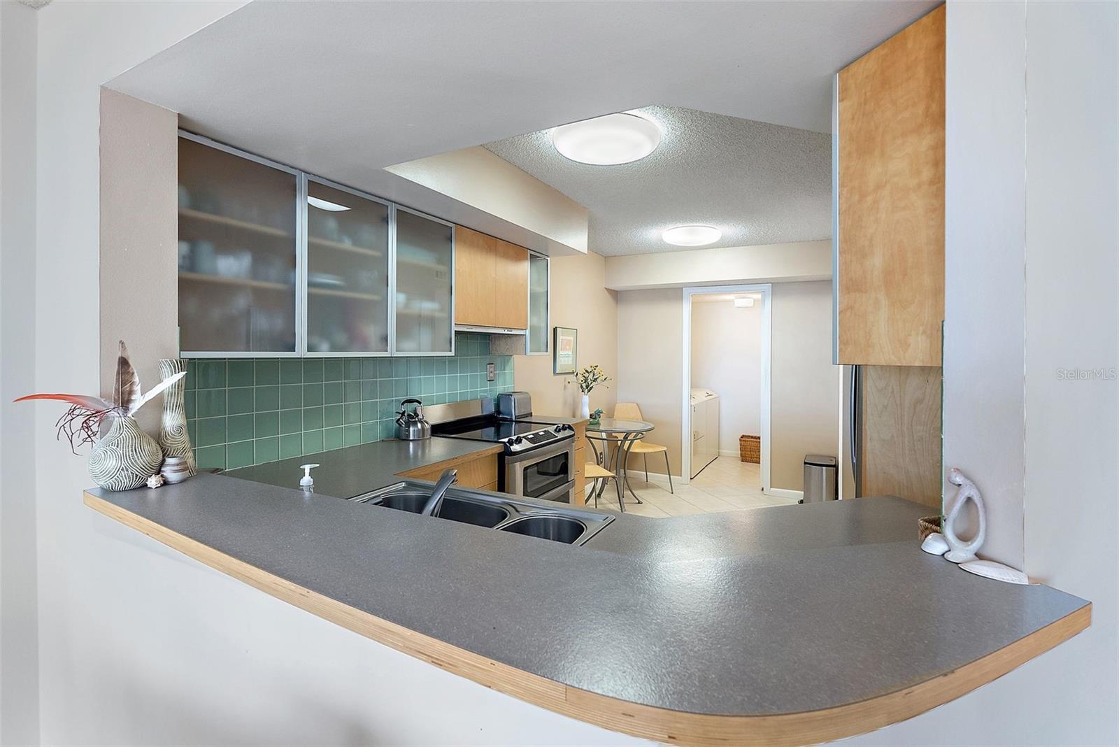 ISLA KEY CONDO - Residential